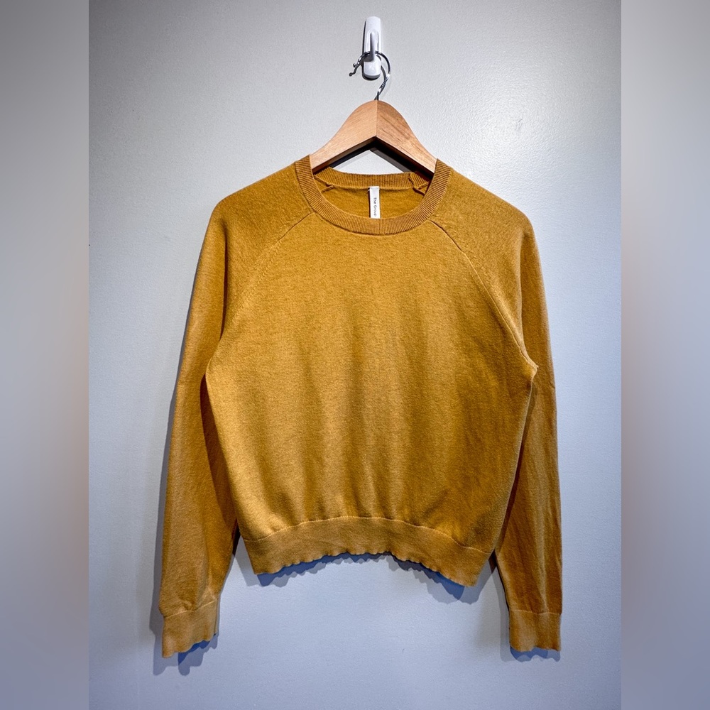 Aritzia Cotton Cashmere Crew Sweater by The Group by Babaton
XS